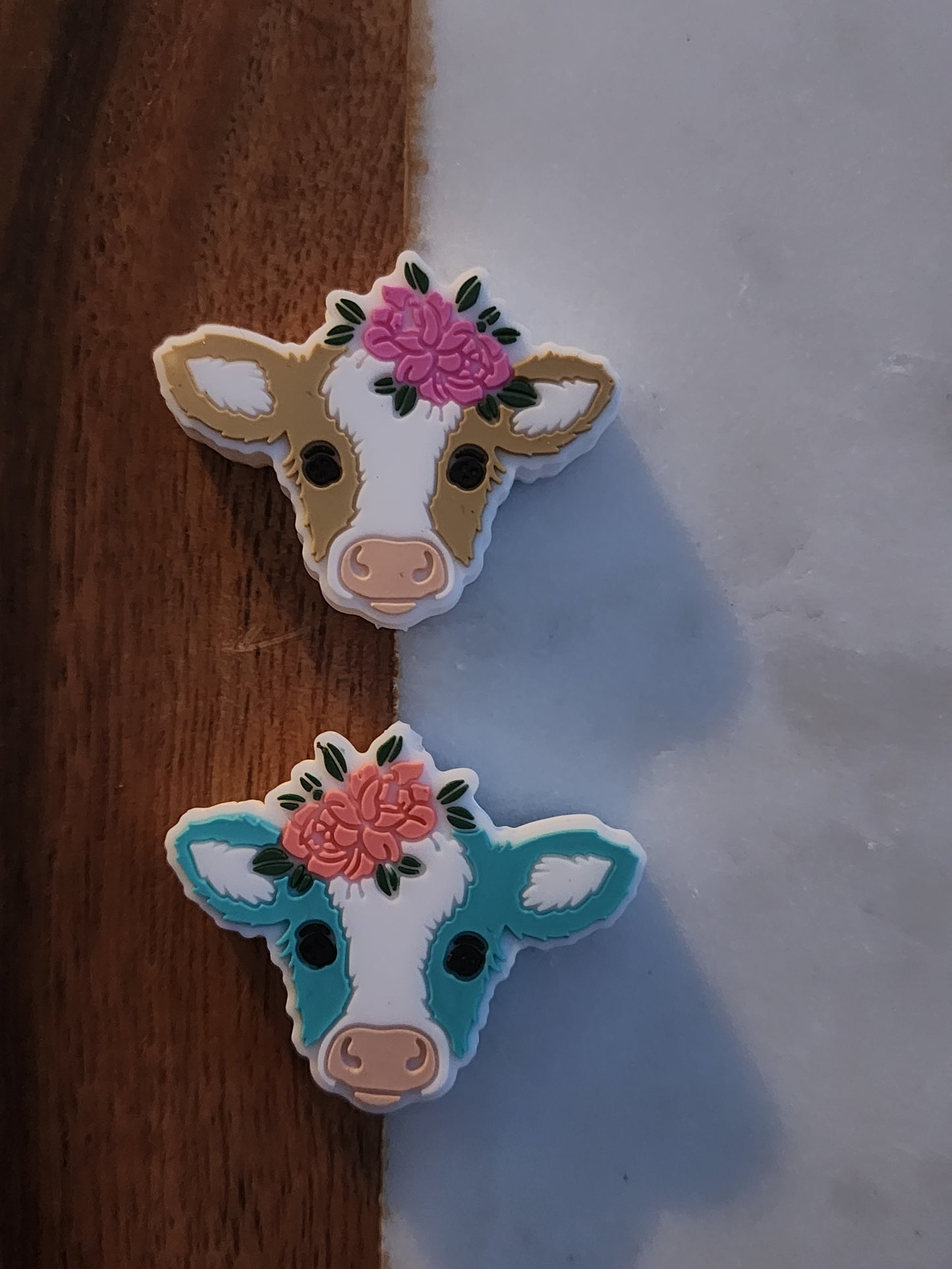 Turquoise baby cows silicone beads A22