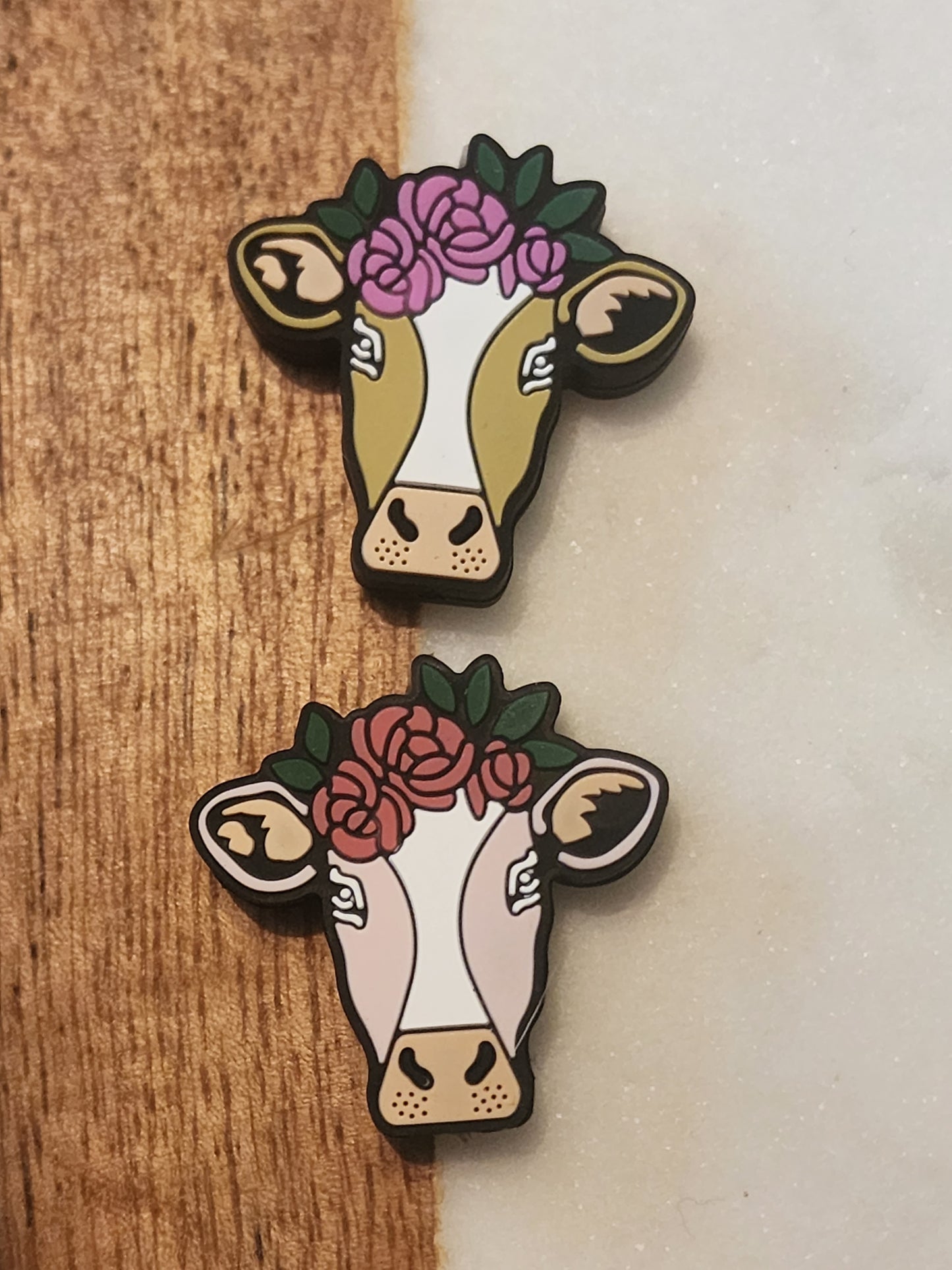 Sarah the heifer with flowers silicone focal bead